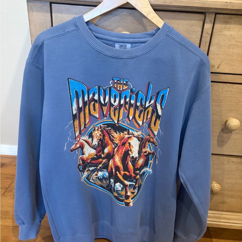 Graphic Mavericks Band Crewneck Sweatshirt - Blue